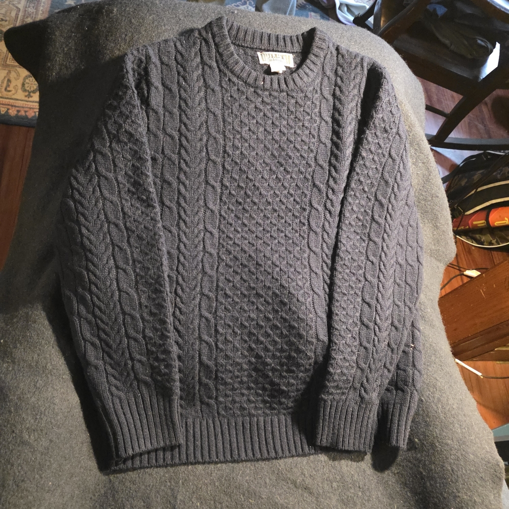 Duluth Trading Co Navy Cable Crewneck Sweater